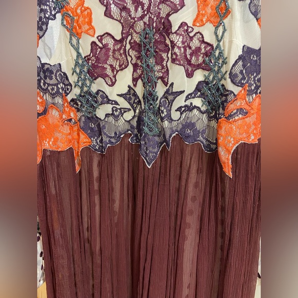 Dress - Picture 5 of 7